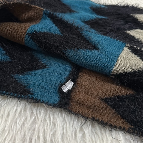 Women’s infinity brown warm knitted scarf - Picture 4 of 5